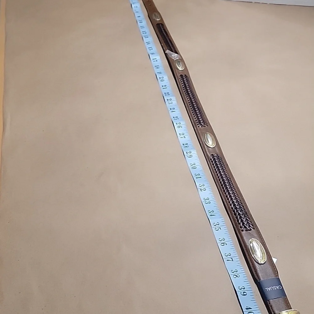 Saddlebred Tan Belt NEW with Tags, Size 36, Braided with Silver/Gold Medallions
